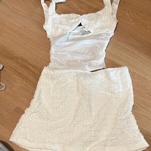 White fox can’t hear you set